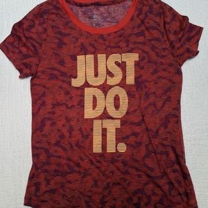 Nike Just Do It t-shirt, size medium